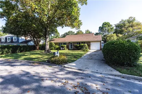 1969 Lisa Ct, Virginia Beach, VA 23464
