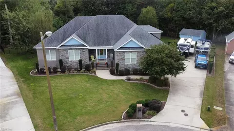 1100 Redding Ct, Chesapeake, VA 23322