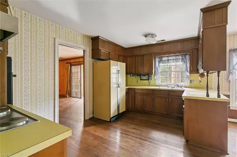 Kitchen - 5 Hampton Key Rd, Williamsburg, VA 23185 photo 1 of 5