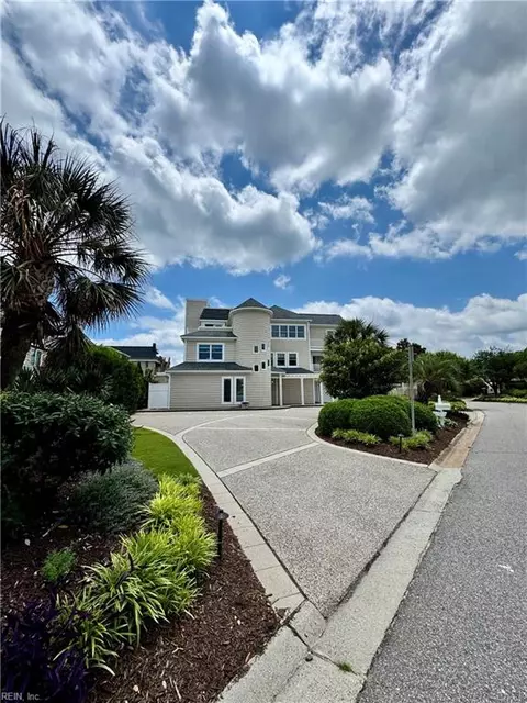 508 Virginia Dare Dr, Virginia Beach, VA 23451