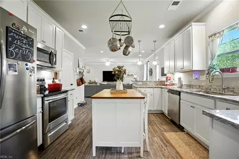 Kitchen - 1072 Kane St, Norfolk, VA 23513 photo 2 of 2