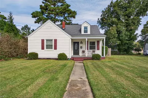 1364 Fishermans Rd, Norfolk, VA 23503