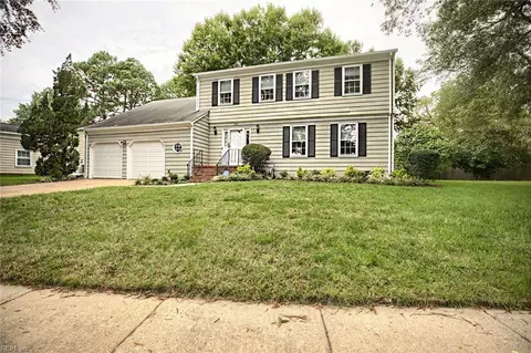 305 Burgh Westra Dr, Hampton, VA 23663