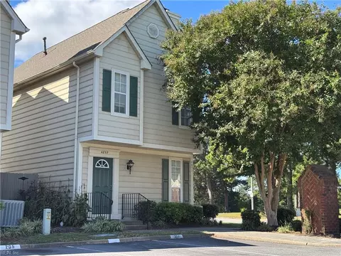4857 Haymarket Dr, Virginia Beach, VA 23462