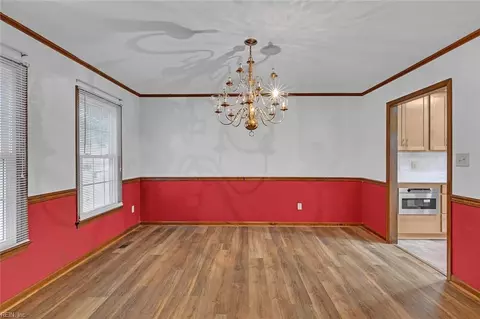 Dining - 28 Sarfan Dr, Hampton, VA 23664 photo 2 of 2