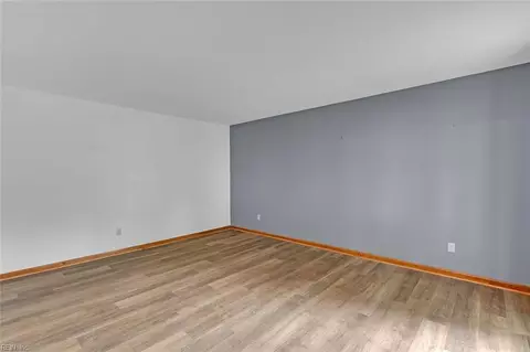 Living - 28 Sarfan Dr, Hampton, VA 23664 photo 3 of 7