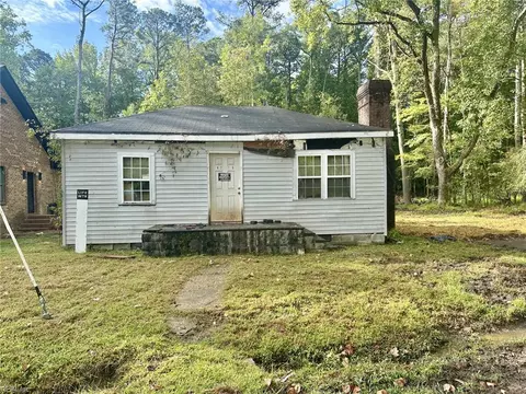 4275 Cole Ave, Suffolk, VA 23435