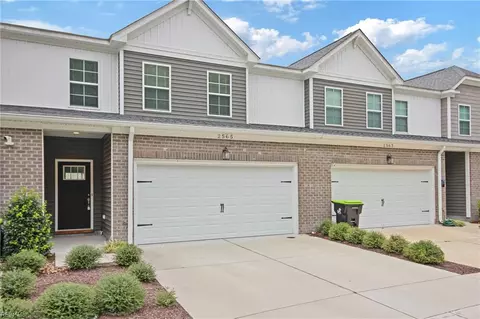 2565 Fieldsway Dr, Chesapeake, VA 23320