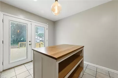 Other - 400 Lee St, Hampton, VA 23669 photo 2 of 3
