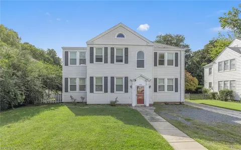 Exterior - 7423 Hampton Blvd, Norfolk, VA 23505 photo 3 of 4