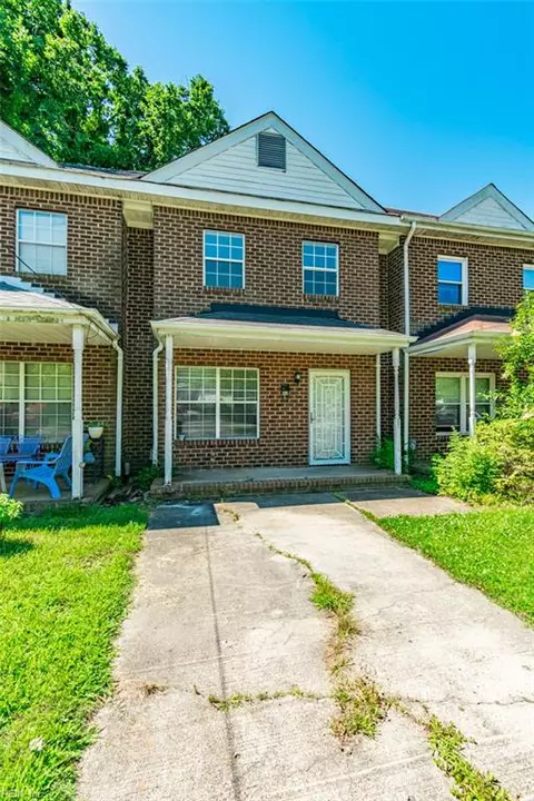 225 W 37th St #ST, Norfolk, VA 23504