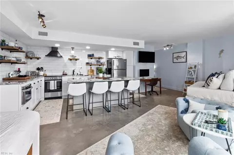 1222 E Ocean View Ave #205, Norfolk, VA 23503