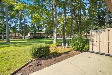 1080 Willow Green Dr, Newport News, VA 23602