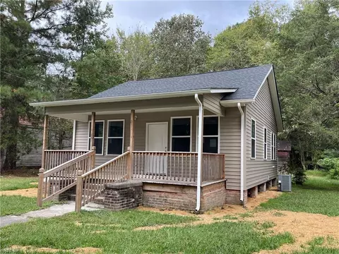15277 Darden St, Branchville, VA 23828