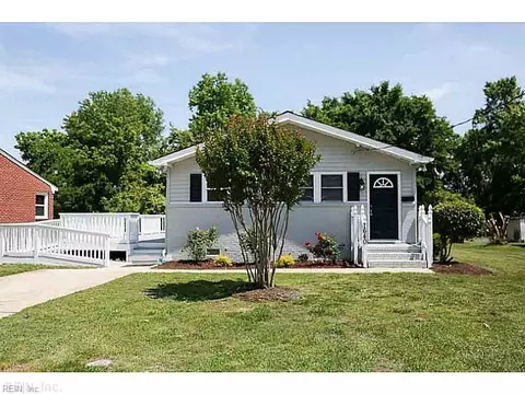 1640 Old Buckroe Rd, Hampton, VA 23664