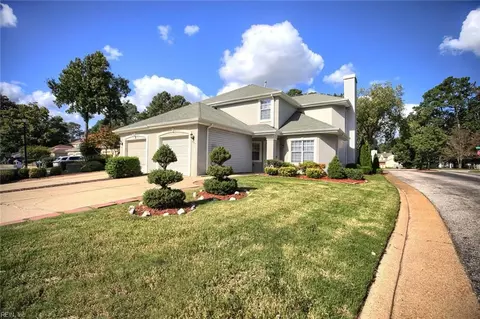 701 W Willow Point Pl, Newport News, VA 23602
