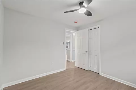 Entry Way - 1404 Brackin Ct, Hampton, VA 23663 photo 2 of 3