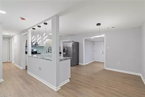 Entry Way - 1404 Brackin Ct, Hampton, VA 23663 photo 1 of 3