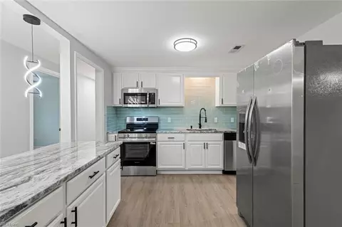 Kitchen - 1404 Brackin Ct, Hampton, VA 23663 photo 1 of 2