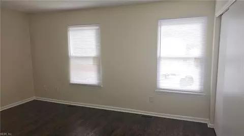 Bedroom - 1010 Scarborough Ct, Virginia Beach, VA 23453 photo 1 of 3