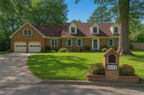1053 Yardley Lndg, Virginia Beach, VA 23464
