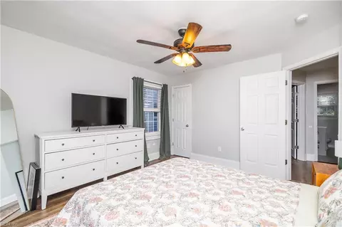 Bedroom - 405 E Lorengo Ave, Norfolk, VA 23503 photo 2 of 6