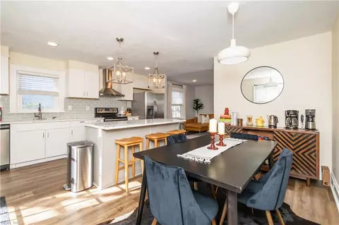 Dining - 405 E Lorengo Ave, Norfolk, VA 23503 photo 1 of 1