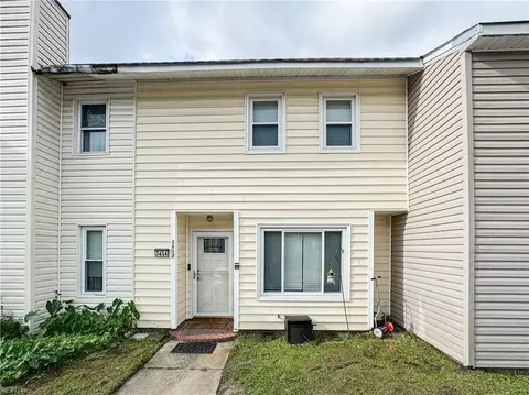 3454 Bruin Dr, Chesapeake, VA 23321