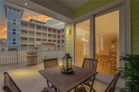 3738 Sandpiper Rd #116B, Virginia Beach, VA 23456