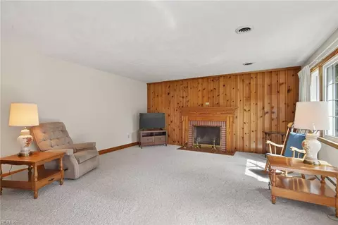 128 Deborah Dr, Suffolk, VA 23434 photo 14