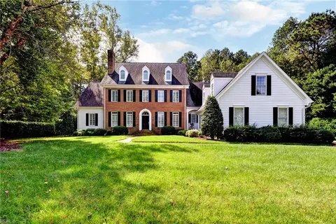 115 W Lancashire, Williamsburg, VA 23188