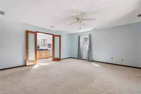 Bedroom - 10 Sugarberry Rn Run, Hampton, VA 23669 photo 3 of 9