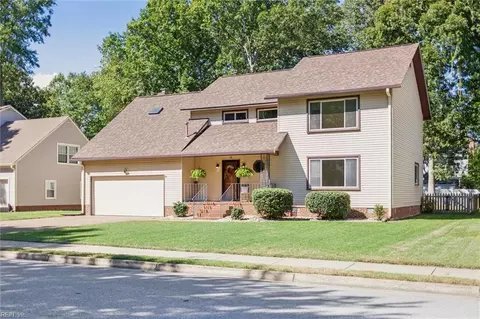 Exterior - 10 Sugarberry Rn Run, Hampton, VA 23669 photo 3 of 9