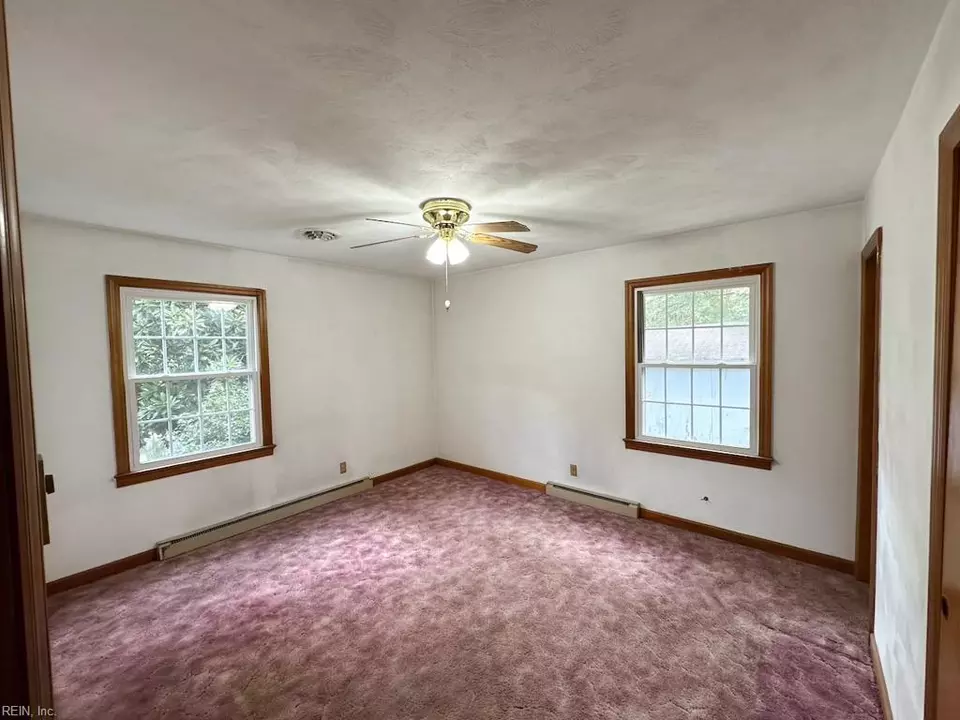 Bedroom - 1236 Willowbrook Dr, Suffolk, VA 23434 photo 3 of 3
