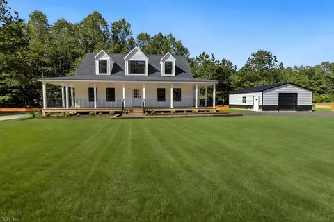 2468 Moonlight Rd, Smithfield, VA 23430 photo 2