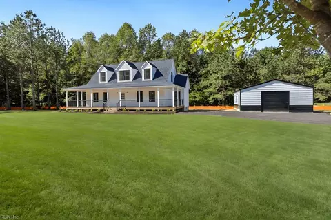 2468 Moonlight Rd, Smithfield, VA 23430