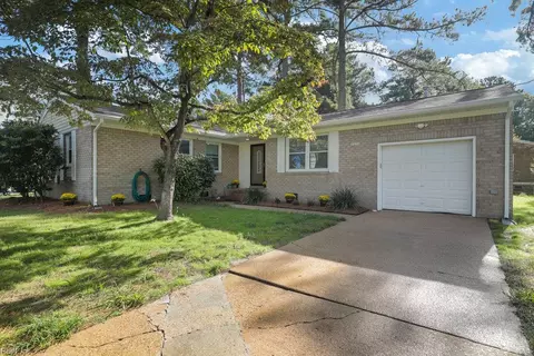 4020 Sea Cliff Rd, Chesapeake, VA 23321