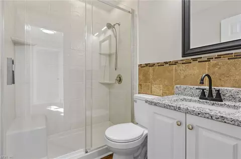 440 Smiley Rd, Hampton, VA 23663 photo 14