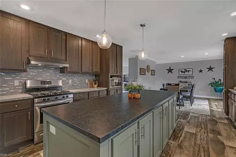 Kitchen - 115 Blue Barn Rd, Wake, VA 23176 photo 2 of 2