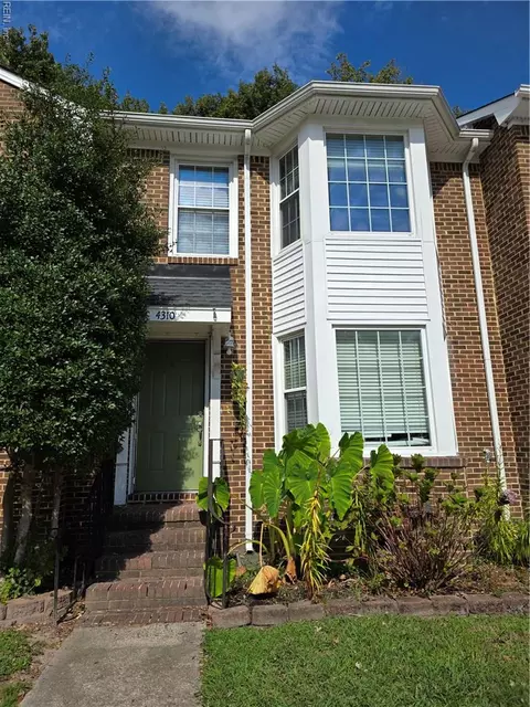 4310 Brighton Ln, Chesapeake, VA 23321