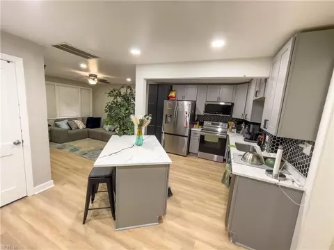 948 Defoe Ave, Norfolk, VA 23513 photo 16