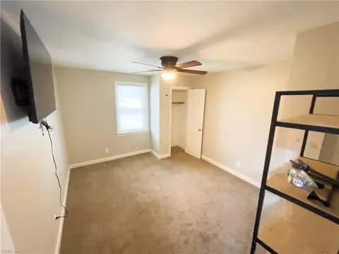948 Defoe Ave, Norfolk, VA 23513 photo 26