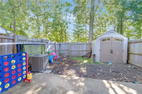 Exterior - 11 Madrone Pl, Hampton, VA 23666 photo 3 of 3