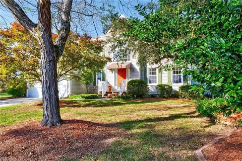 712 Magnum Rd, Chesapeake, VA 23320