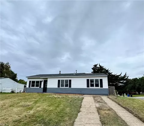 841 Brinson Ln, Virginia Beach, VA 23455