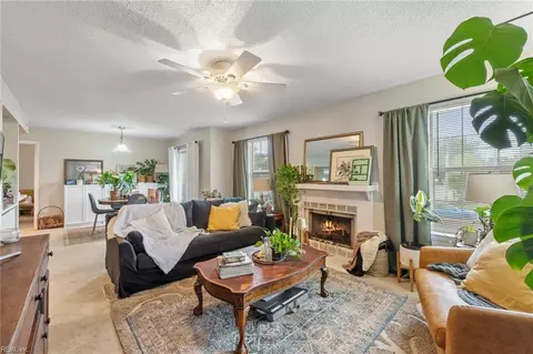 694 Rivers Rch Reach, Virginia Beach, VA 23452
