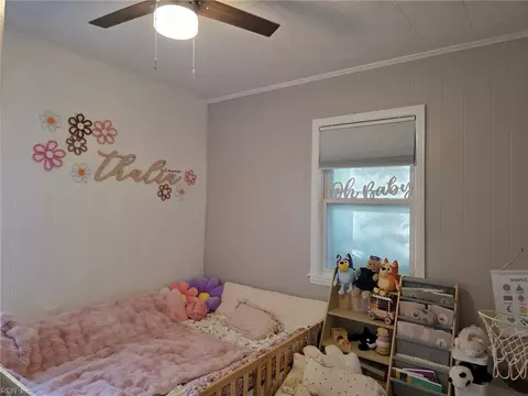 Bedroom - 6 Clover St, Hampton, VA 23669 photo 3 of 6