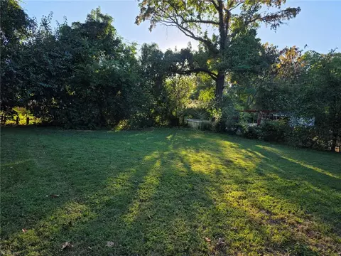 Exterior - 6 Clover St, Hampton, VA 23669 photo 2 of 2
