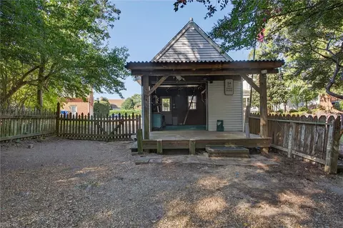 Other - 3917 Oak Dr E, Chesapeake, VA 23321 photo 6 of 6
