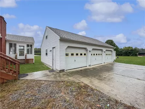 Exterior - 1244 Murphys Mill Rd, Suffolk, VA 23434 photo 4 of 10